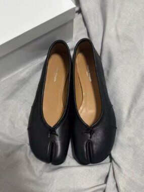 Maison Martin Margiela black flats